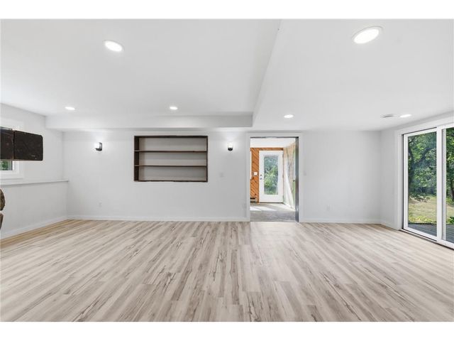 9786 Lower 167th Street, Lakeville, MN 55044