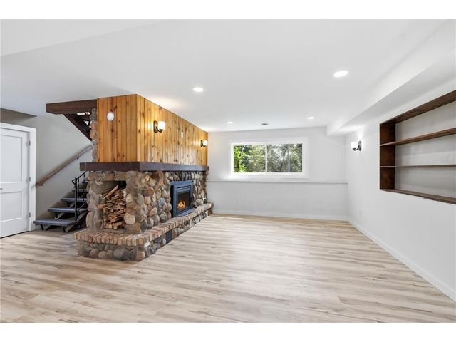 9786 Lower 167th Street, Lakeville, MN 55044