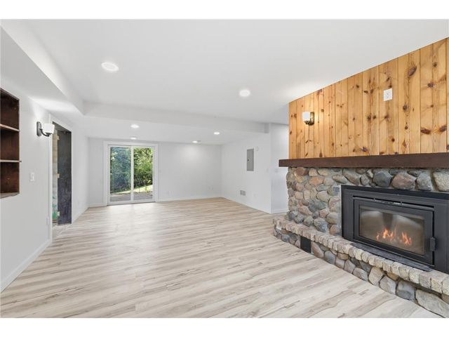 9786 Lower 167th Street, Lakeville, MN 55044