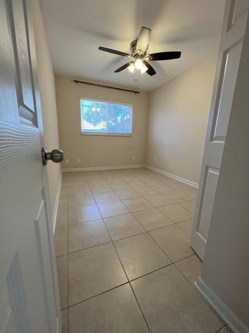 499 W Conference Drive, Boca Raton, FL 33486