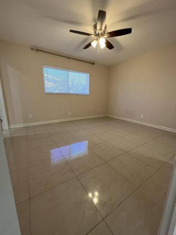 499 W Conference Drive, Boca Raton, FL 33486