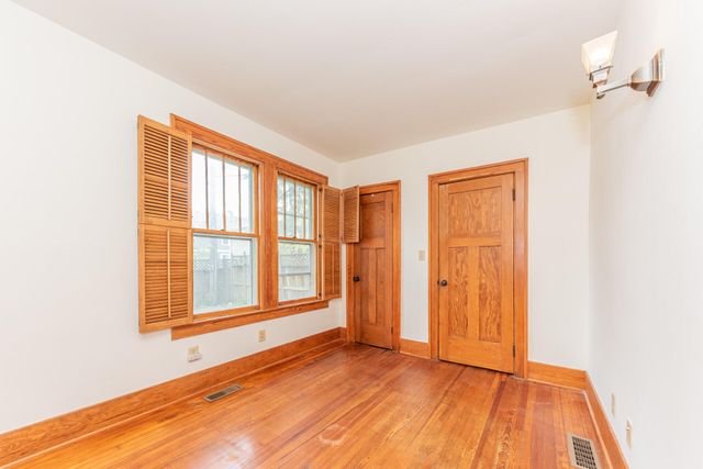 1318 Minerva Road, Ann Arbor, MI 48104