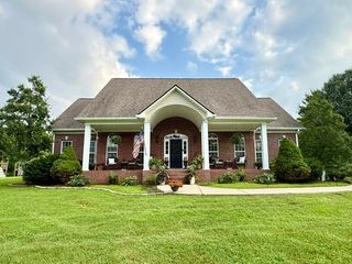 1503 Gravel Hill Rd, Columbia, TN 38401