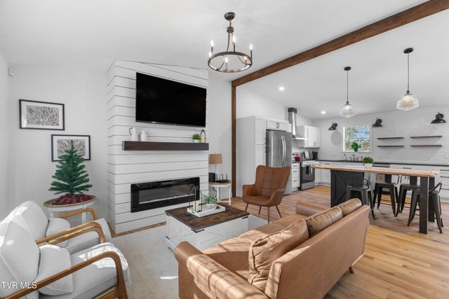 2165 Brights Pike, Morristown, TN 37814