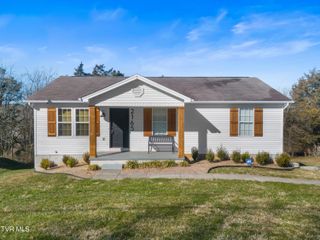 2165 Brights Pike, Morristown, TN 37814