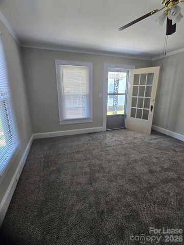 612 Oakshade Avenue, Kannapolis, NC 28083
