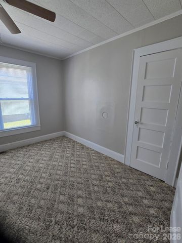 612 Oakshade Avenue, Kannapolis, NC 28083