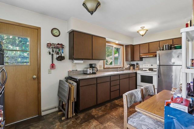 108-110 Tompkins Drive, Monona, WI 53716