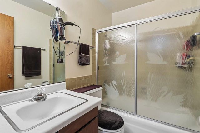 108-110 Tompkins Drive, Monona, WI 53716