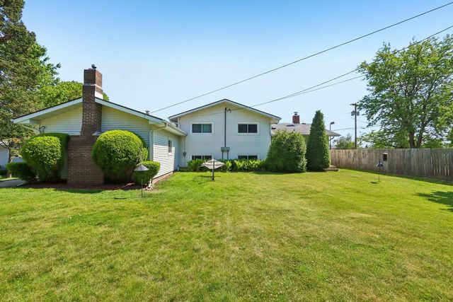 108-110 Tompkins Drive, Monona, WI 53716