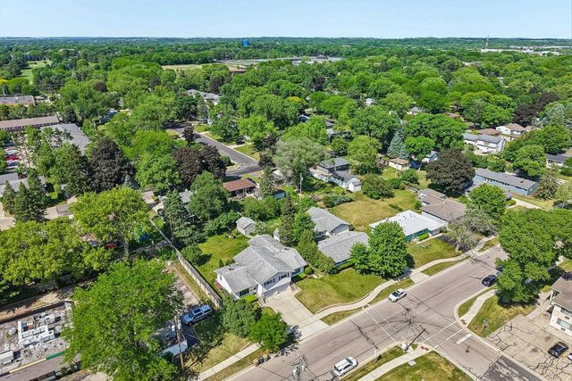108-110 Tompkins Drive, Monona, WI 53716