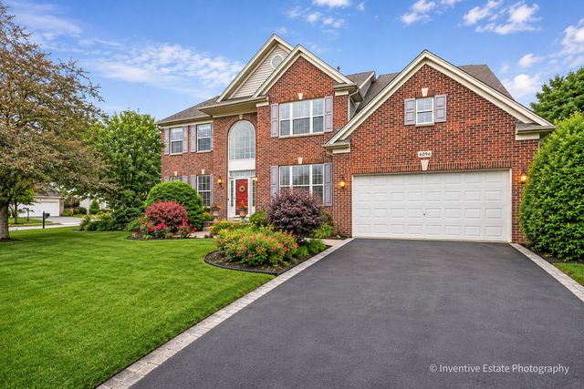 6096 Russell Drive, Hoffman Estates, IL 60192