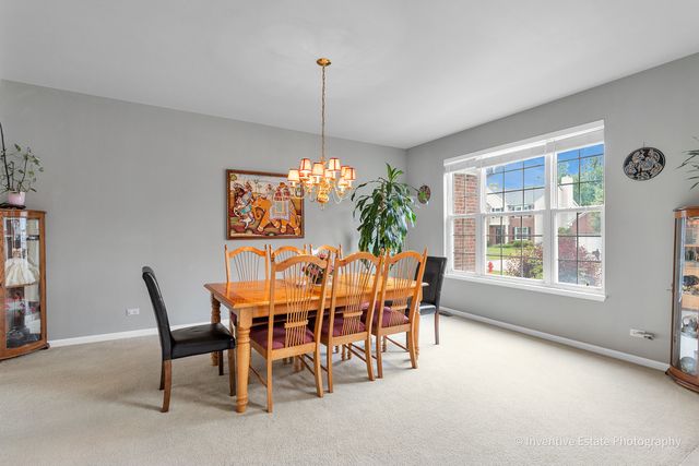 6096 Russell Drive, Hoffman Estates, IL 60192