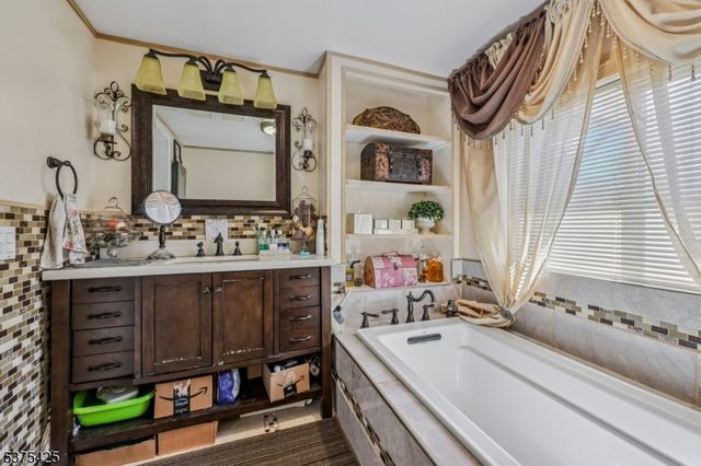 45 Katz Ave, Paterson City, NJ 07522