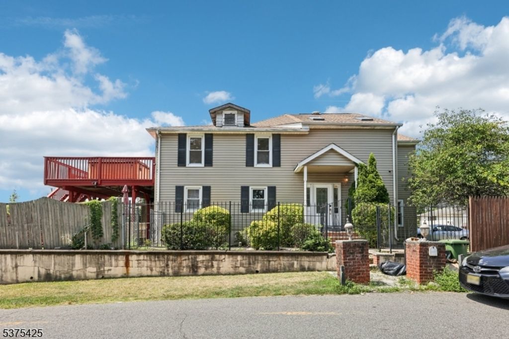 45 Katz Ave, Paterson City, NJ 07522