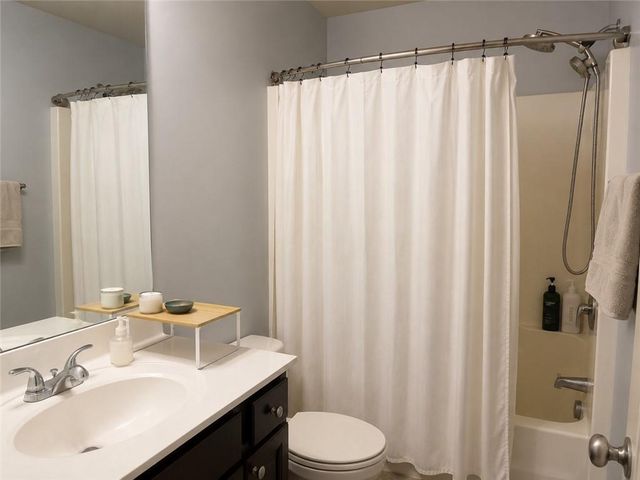 2526 Olney Falls Drive, Braselton, GA 30517