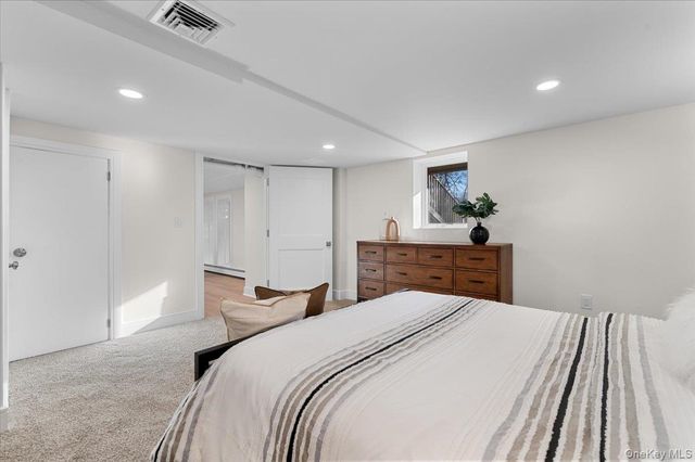 27 Valley Avenue, Locust Valley, NY 11560