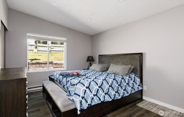 2473 Olympic Drive, Oak Harbor, WA 98277