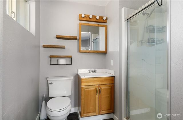 2473 Olympic Drive, Oak Harbor, WA 98277