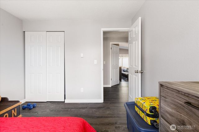 2473 Olympic Drive, Oak Harbor, WA 98277