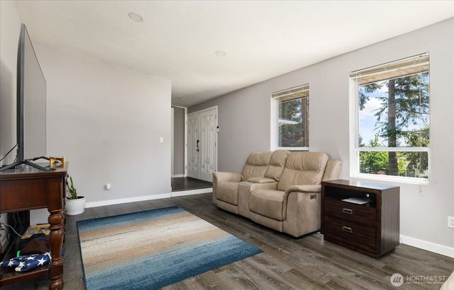 2473 Olympic Drive, Oak Harbor, WA 98277