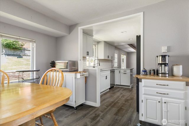 2473 Olympic Drive, Oak Harbor, WA 98277