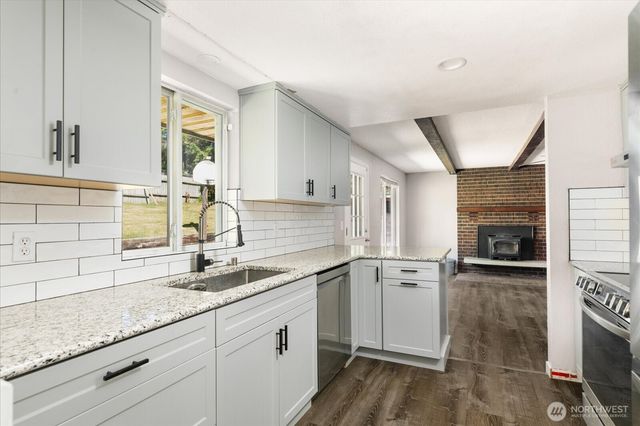 2473 Olympic Drive, Oak Harbor, WA 98277