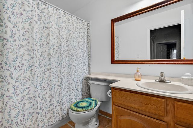 5525 Pebblebeach Drive, Hanover Park, IL 60133