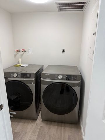 23 Bentley Cir 23, Methuen, MA 01844