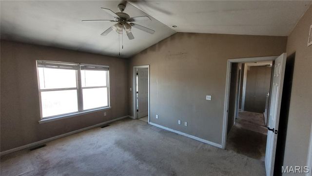 25 Owls Rest Court, Winfield, MO 63389