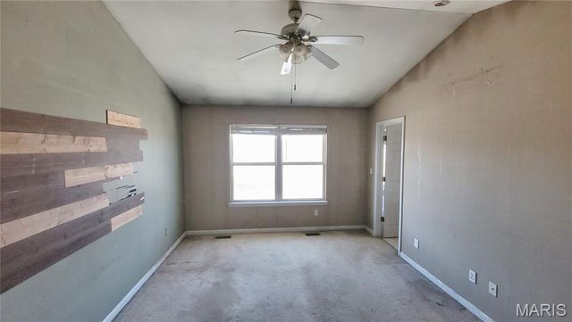 25 Owls Rest Court, Winfield, MO 63389