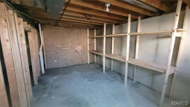 25 Owls Rest Court, Winfield, MO 63389