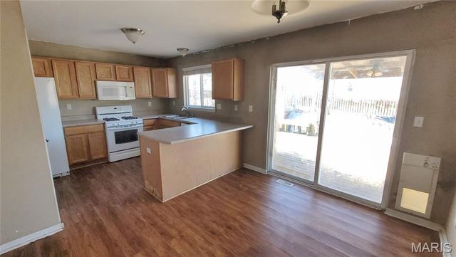 25 Owls Rest Court, Winfield, MO 63389