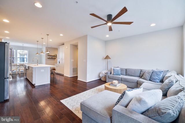 1209 BERRY ST, Baltimore, MD 21211