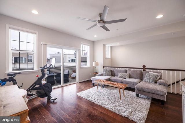 1209 BERRY ST, Baltimore, MD 21211