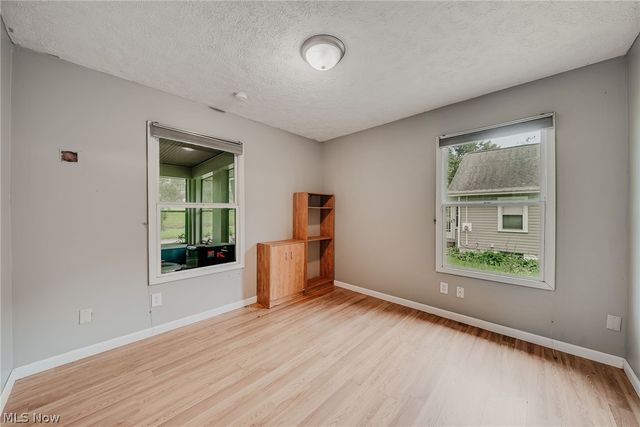 2821 Nesmith Lake Boulevard, Akron, OH 44314