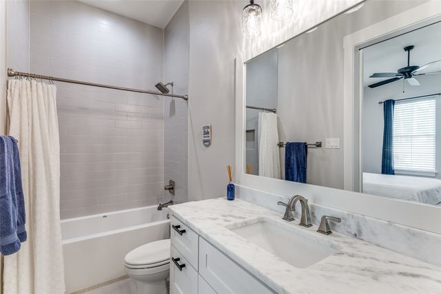 1757 Country Club Road, Bowie, TX 76230