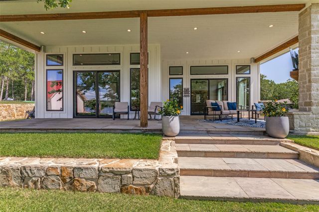 1757 Country Club Road, Bowie, TX 76230