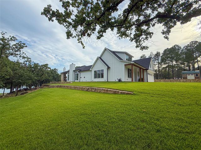 1757 Country Club Road, Bowie, TX 76230