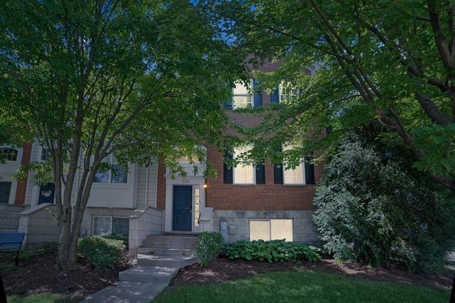 234 Cassidy Lane, Elgin, IL 60124