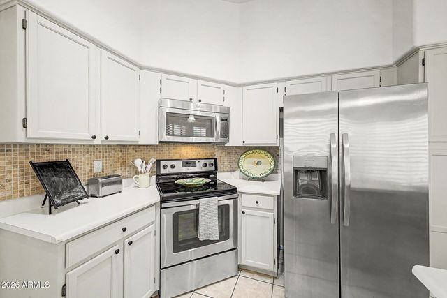 246 E VAUGHN Avenue, Gilbert, AZ 85234