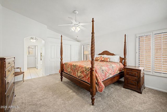 246 E VAUGHN Avenue, Gilbert, AZ 85234