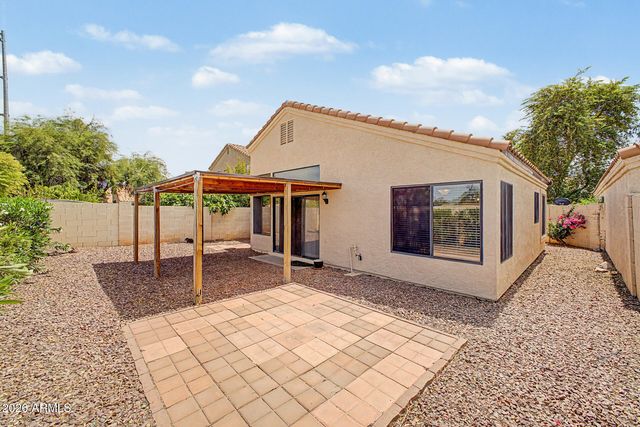 246 E VAUGHN Avenue, Gilbert, AZ 85234