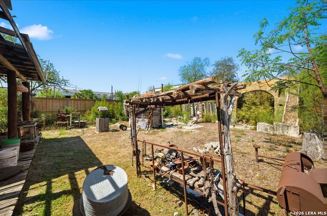 615 E Euclid, San Antonio, TX 78212