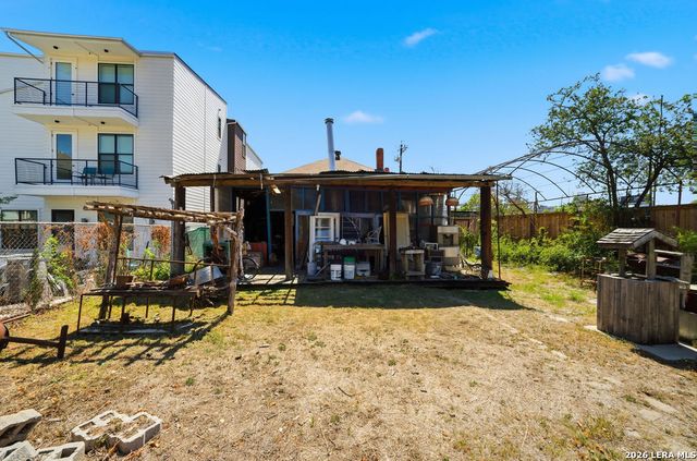 615 E Euclid, San Antonio, TX 78212