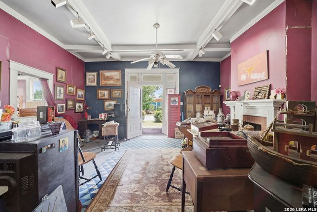 615 E Euclid, San Antonio, TX 78212