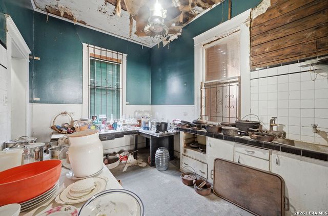 615 E Euclid, San Antonio, TX 78212