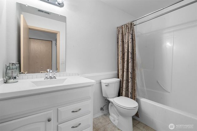 6937 Jericho Ln SW, Olympia, WA 98512