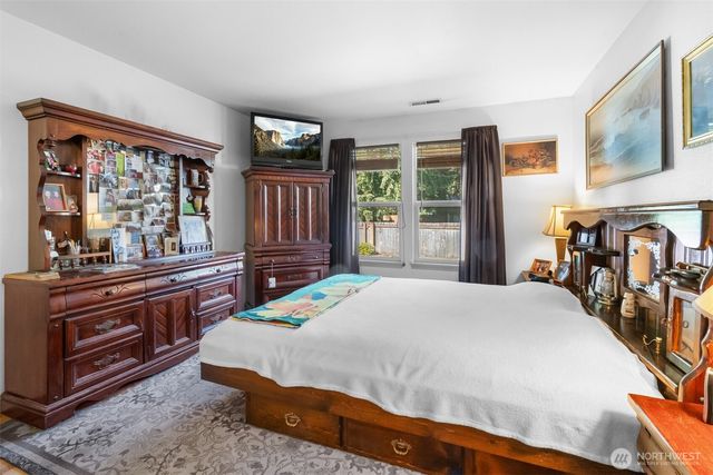 6937 Jericho Ln SW, Olympia, WA 98512