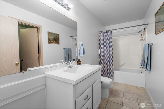 6937 Jericho Ln SW, Olympia, WA 98512